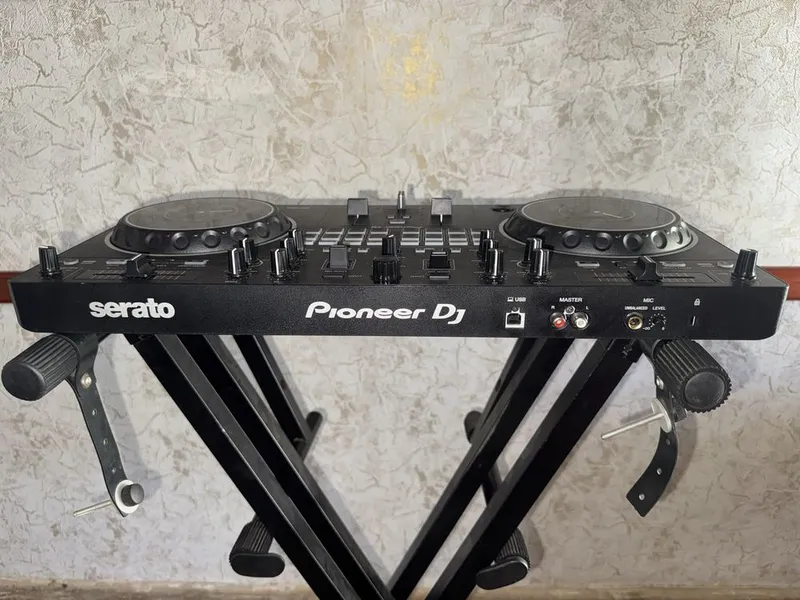 Pioneer Ddj-Rev1 коробка документ + сумка 4 Pioneer Ddj-Rev1 коробка документ + сумка 4