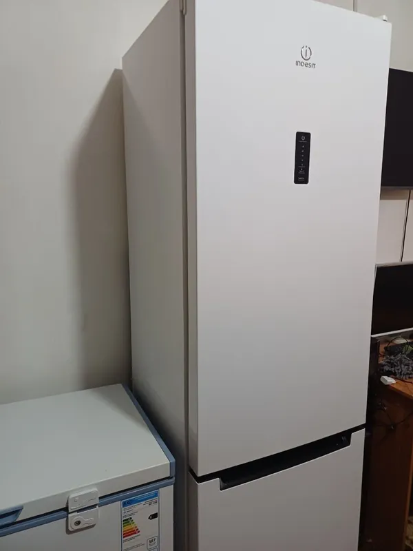 ДОГОВОРИМСЯ. Холодильник Indesit 1 ДОГОВОРИМСЯ. Холодильник Indesit 1