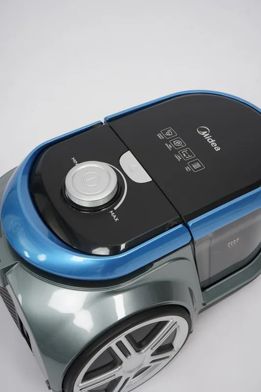 Пылесос Model C18 — Midea циклонный пылесос 2 Пылесос Model C18 — Midea циклонный пылесос 2