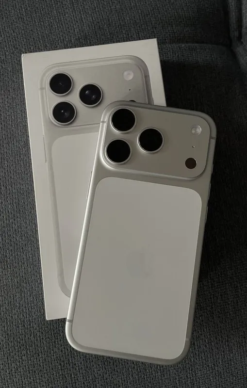 iPhone 17 Pro, 256 ГБ iPhone 17 Pro, 256 ГБ