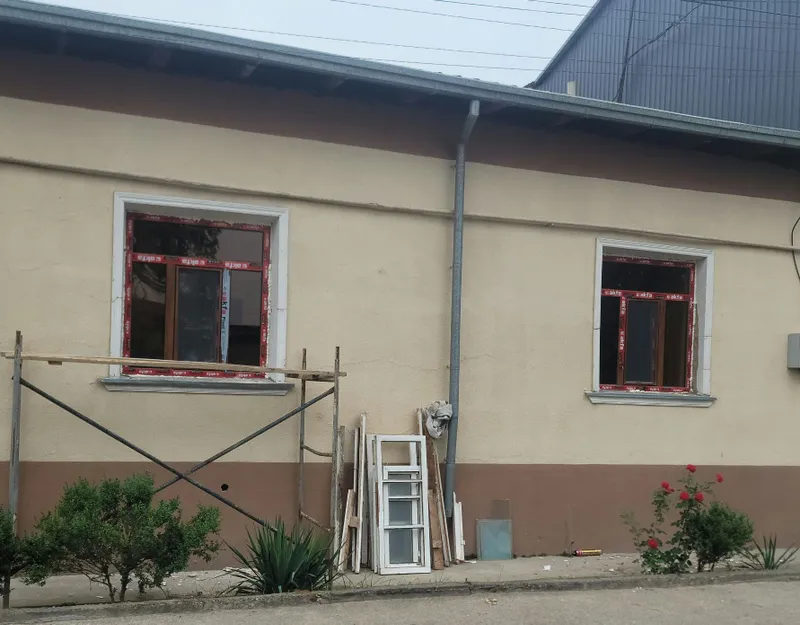 Akfa eshik va romlar — фото 4