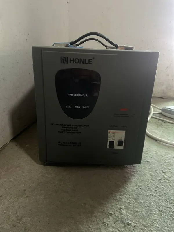 Stablizator 10.000W 700.000som 3 Stablizator 10.000W 700.000som 3