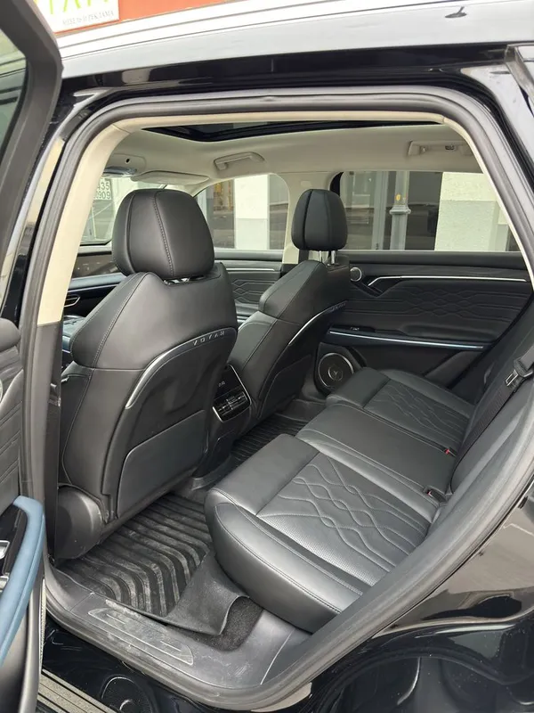 VOYAH Free appolo tech AWD Full — фото 2