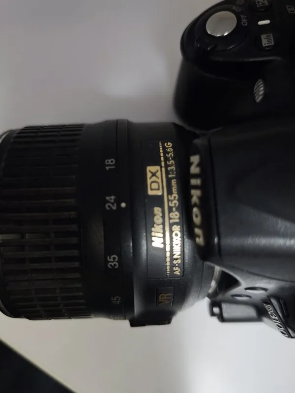 Продаю Nikon D3100, объектив 18-55 2