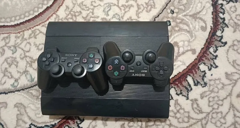PlayStation 3 SuperSlim/500Gb+4 ta pult — фото 2