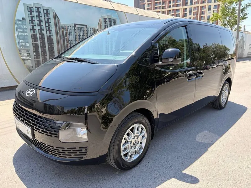Hyundai Staria Tourer 2025г 11 местная 1.6 Hybrid 4 Hyundai Staria Tourer 2025г 11 местная 1.6 Hybrid 4