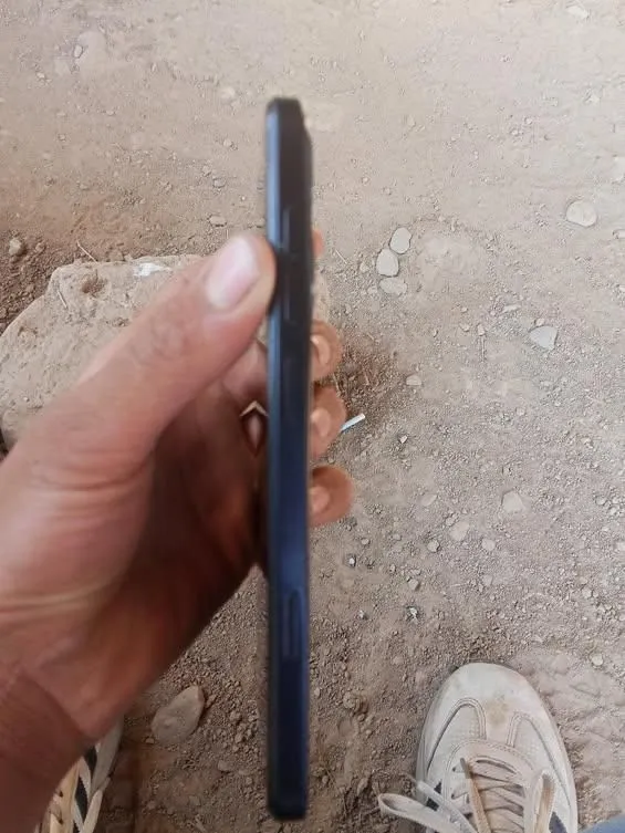 HTC E7 5