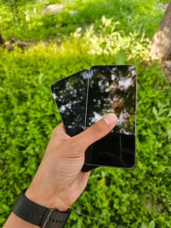 Samsung Galaxy S23 (5G) 2