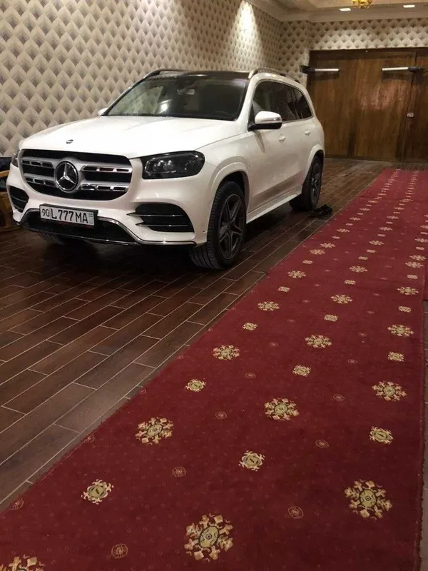 GLS 400d 4 matic — фото 1
