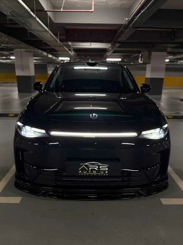 Leapmotor C16 Restyling 3 poz LiDAR Hybrid qora kuzov qora salon tozza — фото 4 Leapmotor C16 Restyling 3 poz LiDAR Hybrid qora kuzov qora salon tozza — фото 4