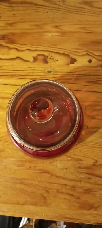 Продаю сахарницу из красного стекла — фото 2