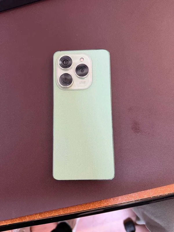 Tecno Spark 20 pro 2 Tecno Spark 20 pro 2