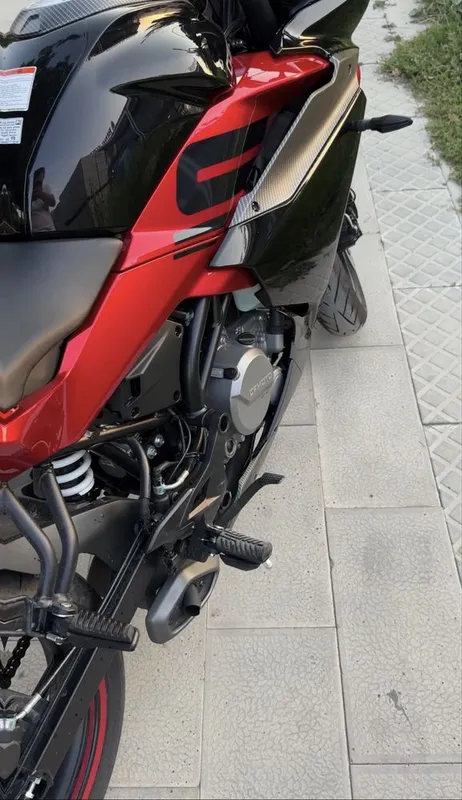 sf moto 250sr 4