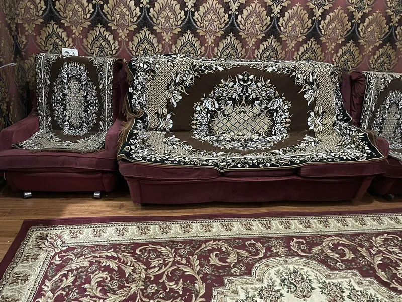 Продам диванкровать и два кресла Продам диванкровать и два кресла