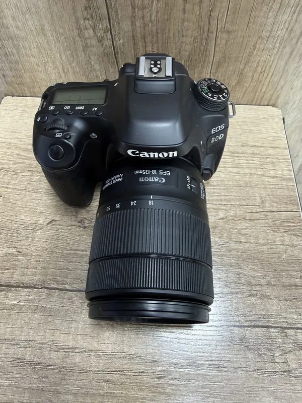 Canon 80D 18-135mm nano USM — фото 1