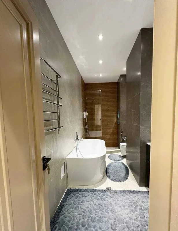 Юнусабад 15-кв 3 комнаты • 85 м² • 7/10 этаж 9