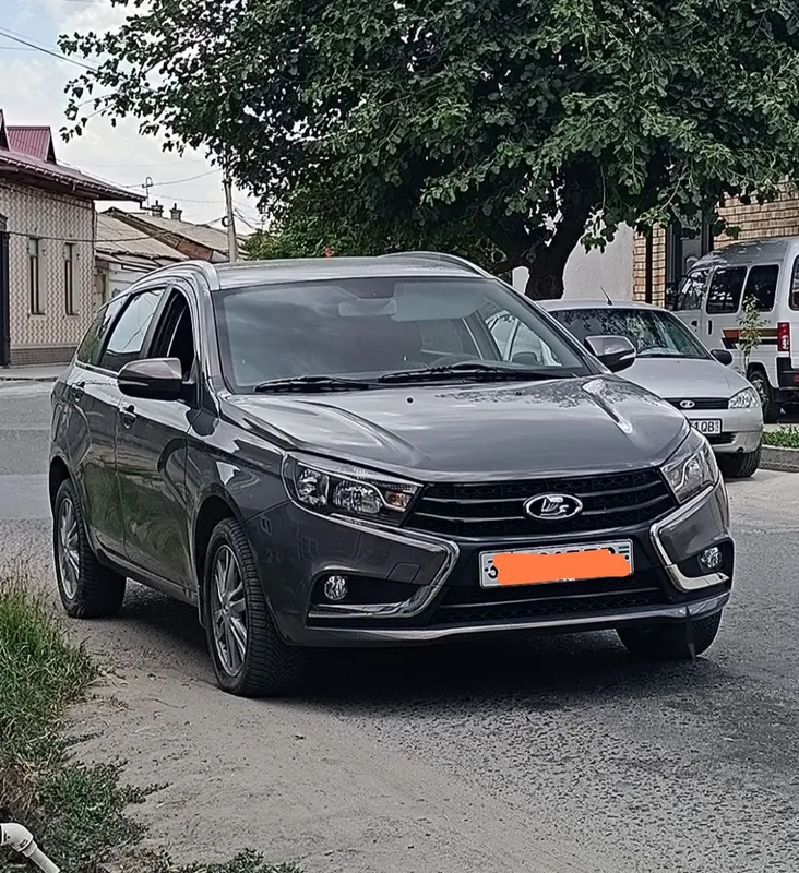 Lada Vesta universal 2019 1 Lada Vesta universal 2019 1
