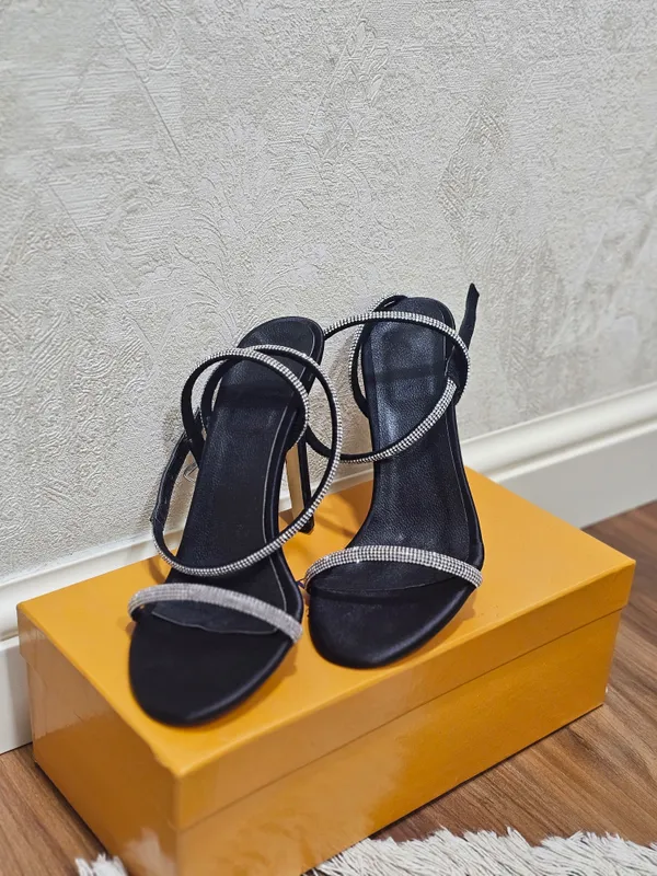 Босоножки CHARLIE’SSHOES, чёрные/серебро, новые — фото 1