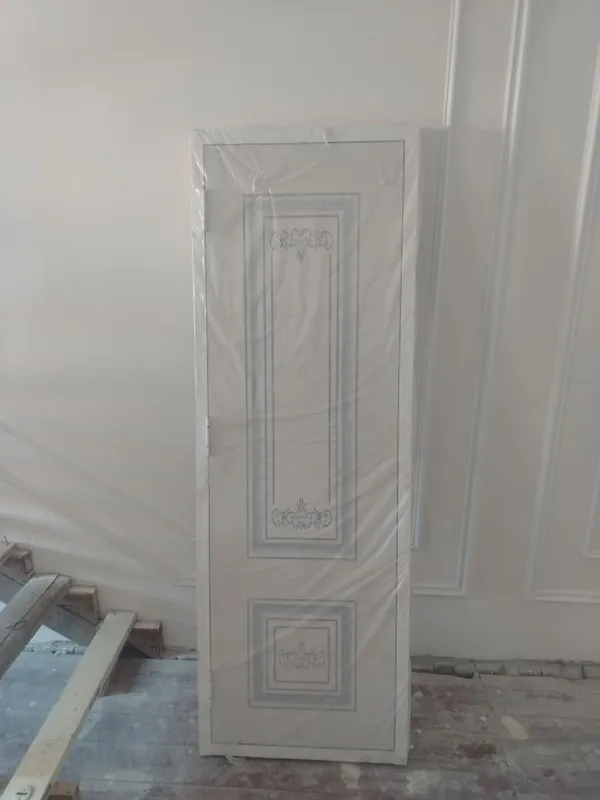 Продаётся дверь (срочно)