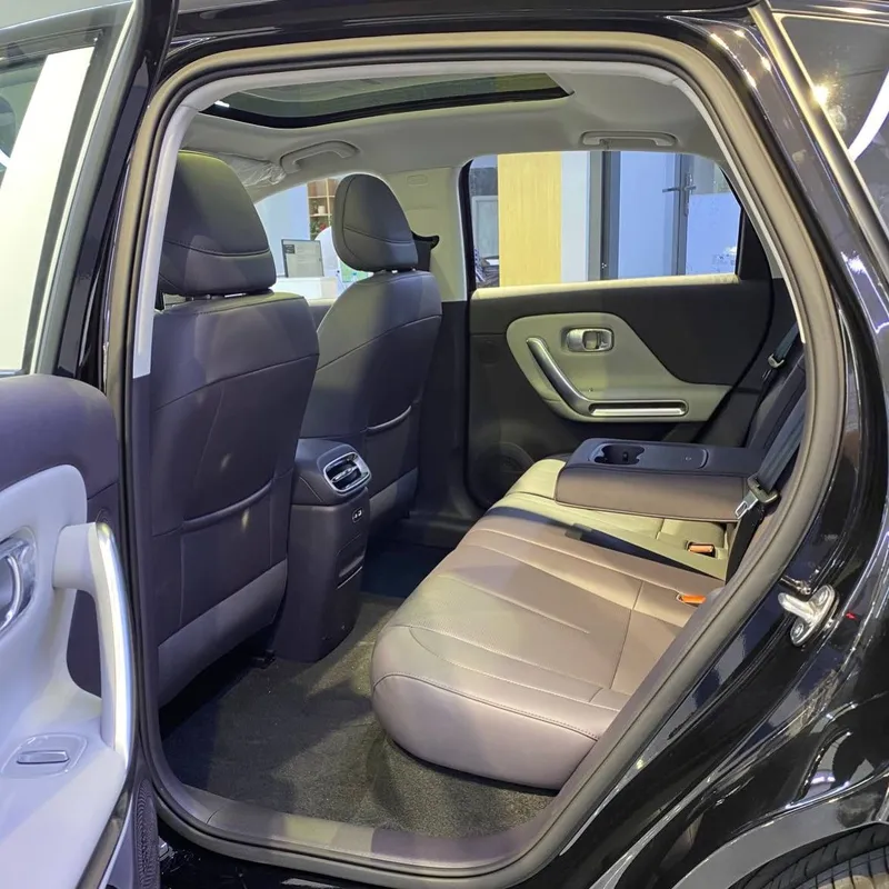 Leapmotor B01 550KM EV Premium Full 3 yil kafolat — фото 6