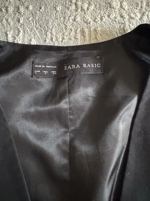 Жилетка zara на 9-10 лет — фото 1