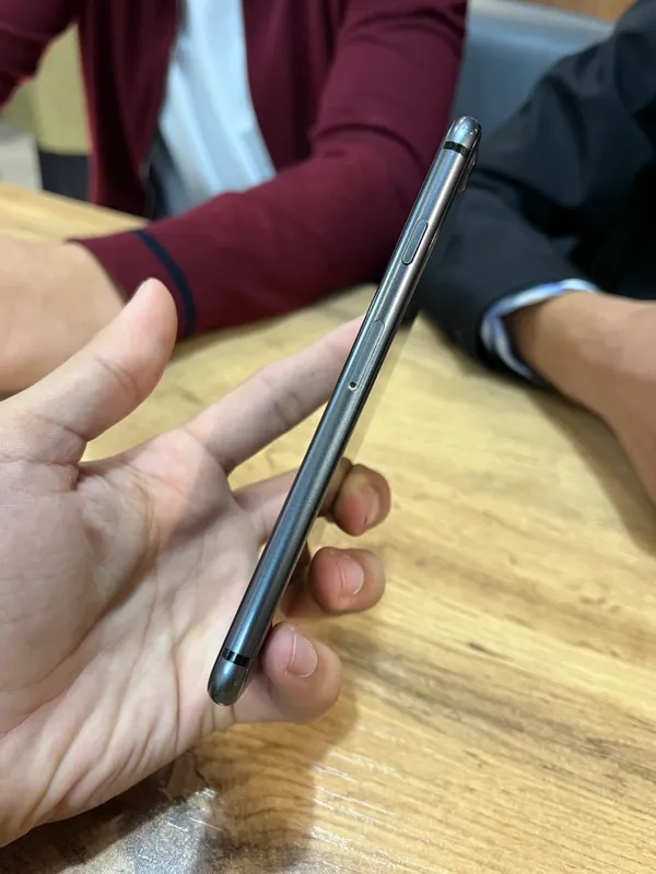 Iphone 8 srochna bervoriladi 3