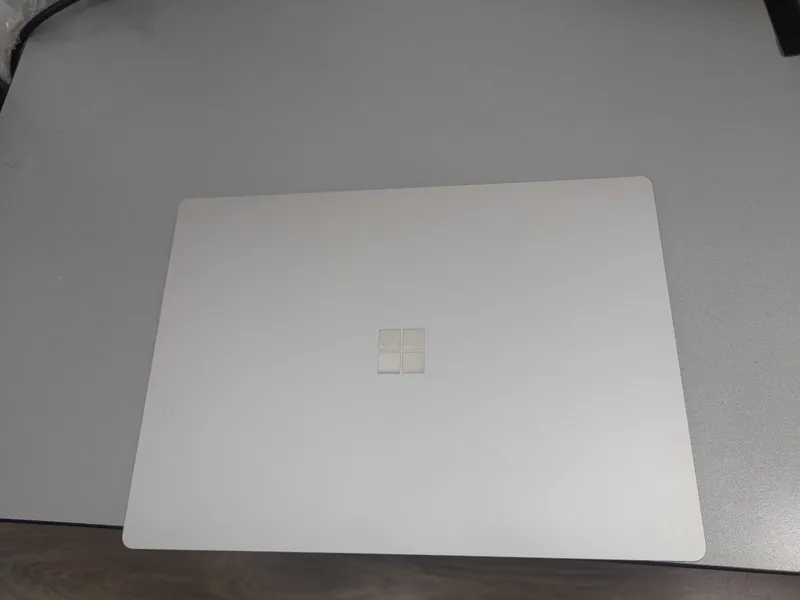 Surface Laptop 3 | Intel i7-1065G7 | DDR4 16 | nvme 265 2 Surface Laptop 3 | Intel i7-1065G7 | DDR4 16 | nvme 265 2