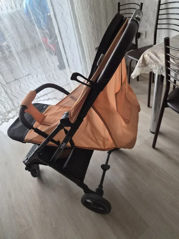 Продается складная, лёгкая прогулочная коляска Jikel — фото 3