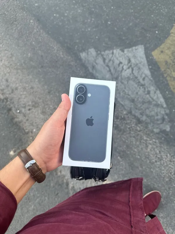 iPhone 17 256gb yengi ochilmagan