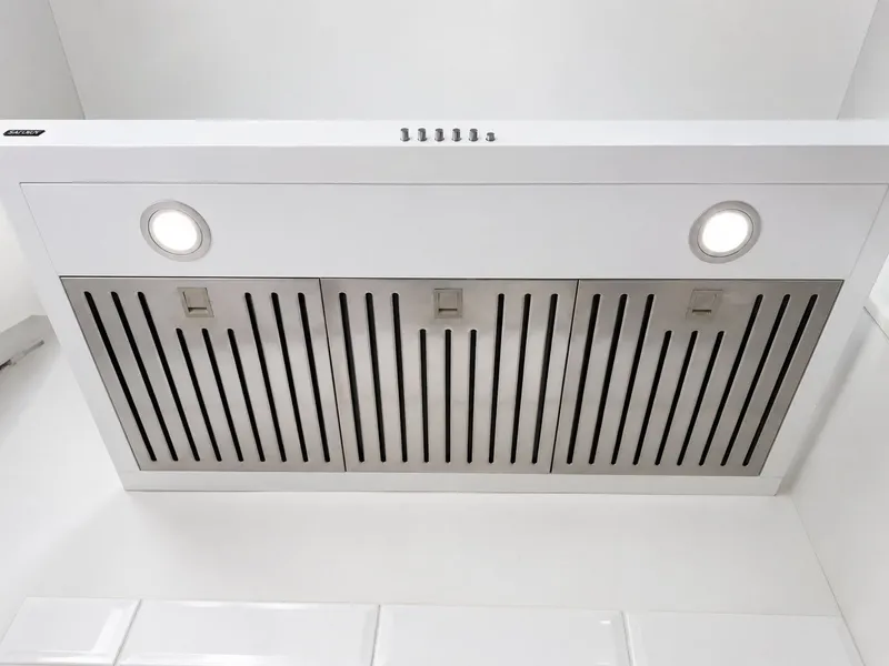 Кухонная вытяжка SATURN 90 см 2 Кухонная вытяжка SATURN 90 см 2