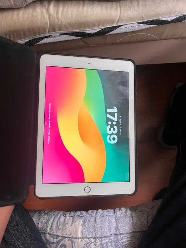Ipad srochna sotiladi 2 Ipad srochna sotiladi 2