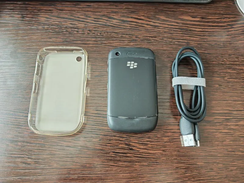BlackBerry Curve 8520 — фото 1