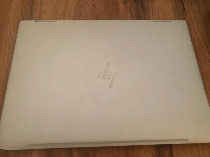 Laptop hp spectre 360 noutbuk 1