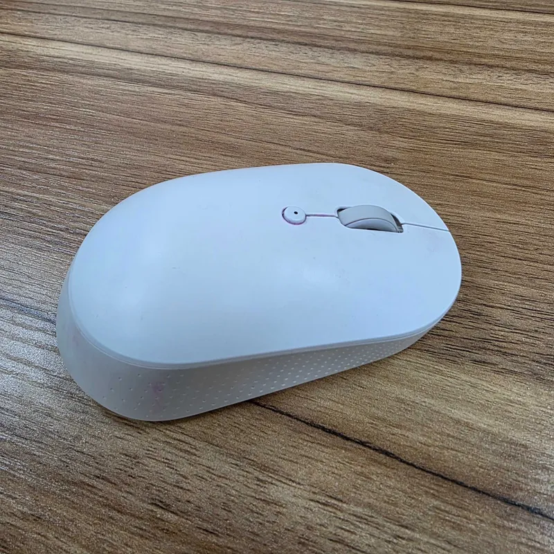 Мышь Xiaomi Mi Dual Mode Wireless Mouse (White) 4 Мышь Xiaomi Mi Dual Mode Wireless Mouse (White) 4