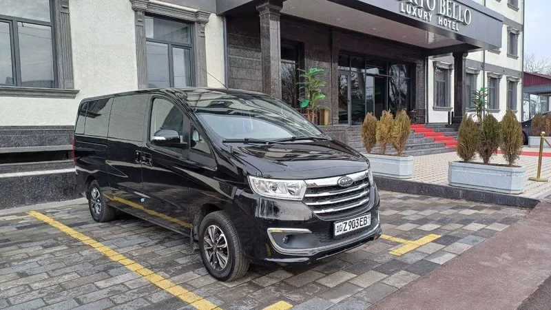 Mountain Getaway! 8-Seater JAC M3 Mini-Van | Professional Service