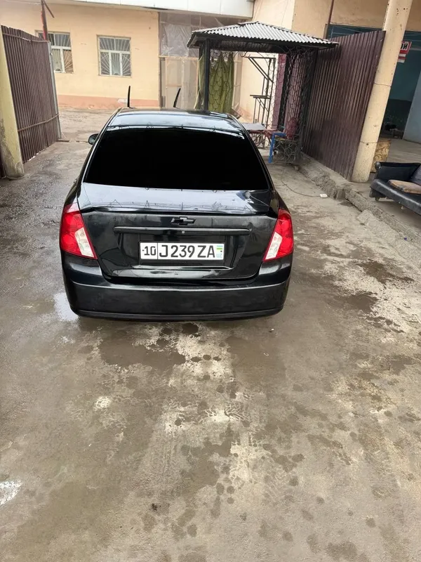 Lasseti sotiladi srochniy