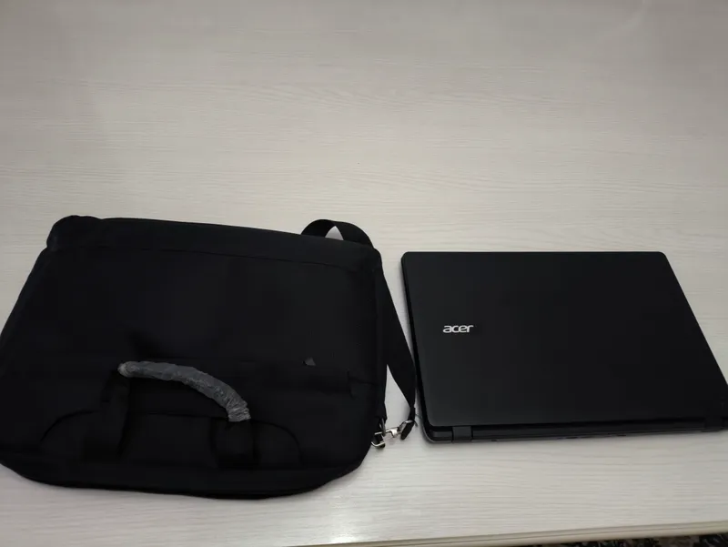 Acer Extensa EX2519 6