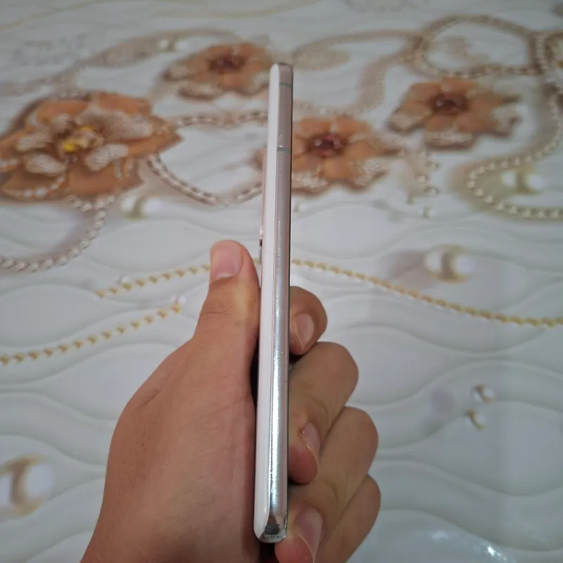 S 21 5G 2 S 21 5G 2