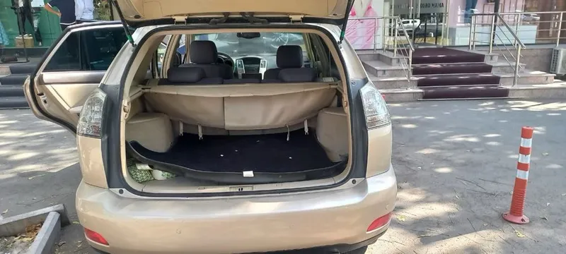 Lexus 2004 год, наличные 4 Lexus 2004 год, наличные 4