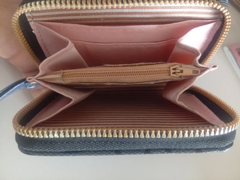 Женский кошелёк Gucci 2 Женский кошелёк Gucci 2