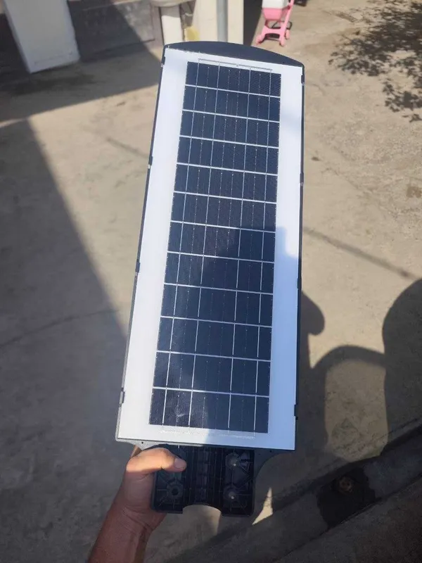 Уличные фонари на солнечной энергии RKU 100W/150W/200W 3 Уличные фонари на солнечной энергии RKU 100W/150W/200W 3