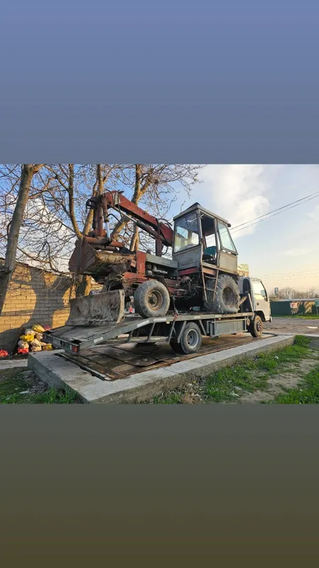 Maxsus Evakuator sotiladi 10 tonna ko'taradi 5