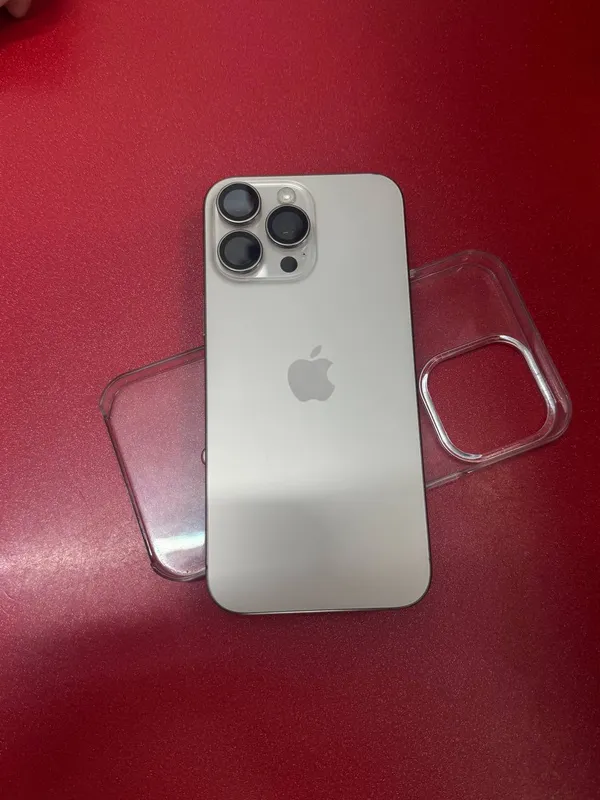 Iphone 16 pro max 1