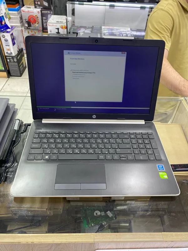 HP Pentum N5000