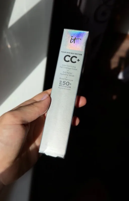 IT Cosmetics CC+ Cream SPF 50+ — оттенок Fair Ivory 2 IT Cosmetics CC+ Cream SPF 50+ — оттенок Fair Ivory 2