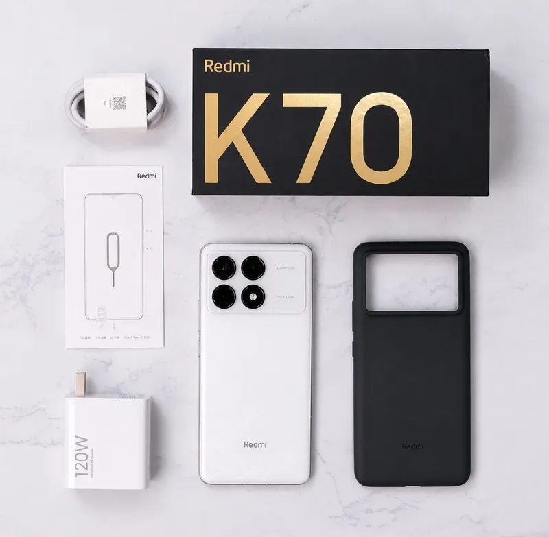 Redmi K70 (12/256) белый 1