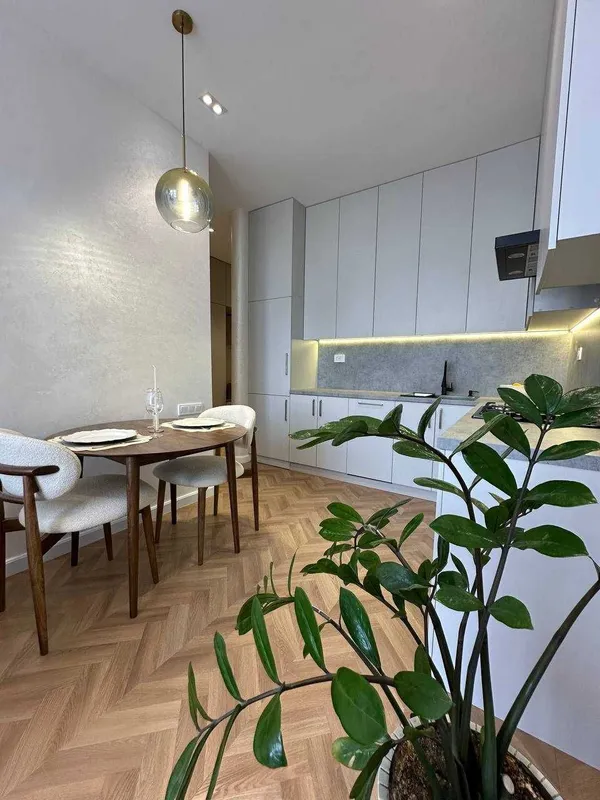 Сдаю кв-ру в новостройке ЖК Baku Residence улица Баку ор-р Узбум (Р7) 6