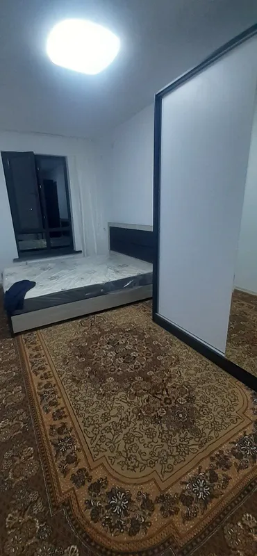 Shkaf va divan