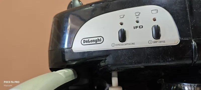 Кофеварка гейзерная , электрическая Delonghi . — фото 1 Кофеварка гейзерная , электрическая Delonghi . — фото 1
