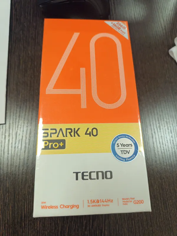 Tecno spark 40 Pro +